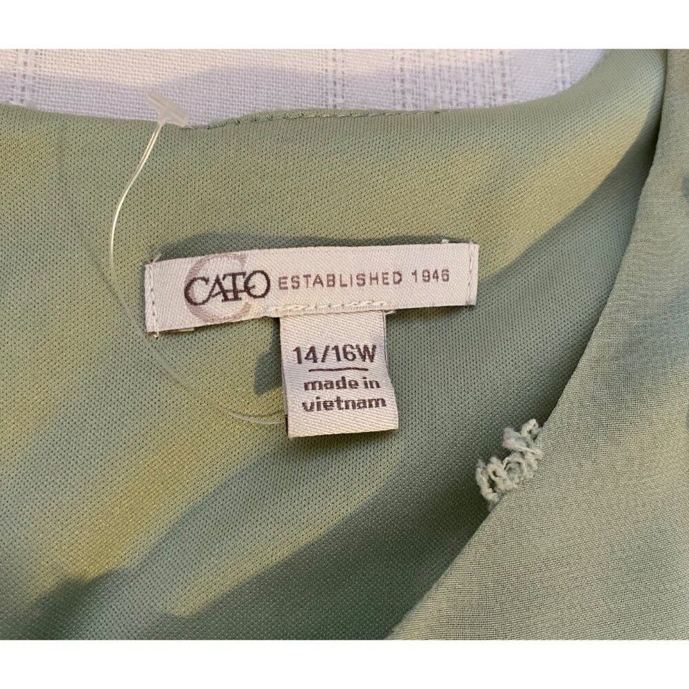 Cato Top Women 14/16W Green Textured Polka Dot Blouse Crochet Sleeves Lined Boho - Picture 3 of 16
